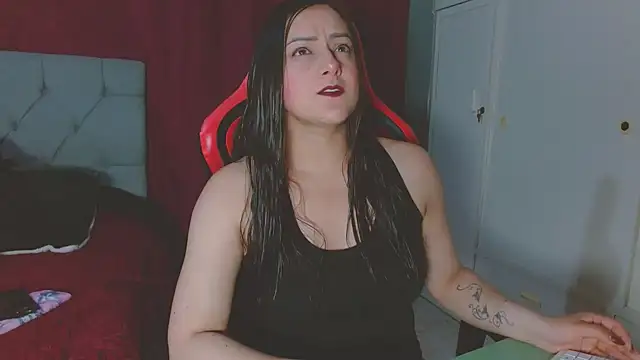 Noamartin  online show from October 4, 2025, 12:56 am