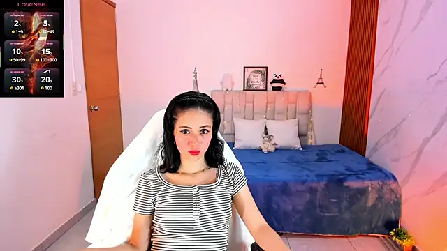 HannaSexyy online show from July 26, 2026, 1:23 am