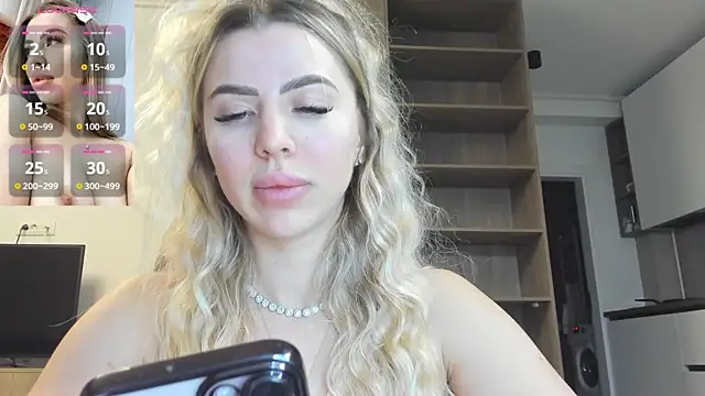 Megan Ros online show from February 12, 2025, 5:15 am