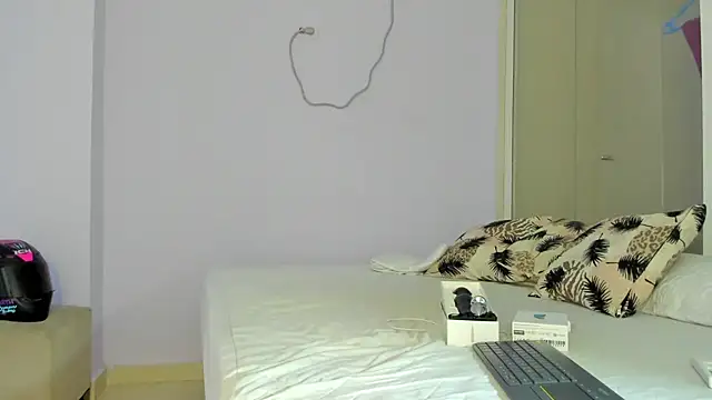 Snapshot of Mari_Mendoza chatting on December 12, 2024, 9:04 pm Mari Mendoza online show from December 12, 2024, 9:04 pm