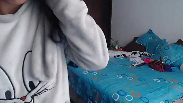 LucifernandaSw online show from March 5, 2025, 1:06 pm