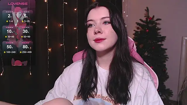 Snapshot of CutieTori chatting on January 20, 2025, 10:29 am CutieTori online show from January 20, 2025, 10:29 am