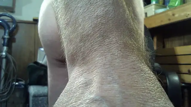 handsomeguy0729 online show from June 9, 2026, 12:28 pm