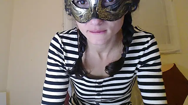 asphodelex online show from November 12, 2025, 9:18 pm