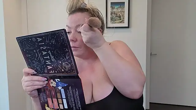 Beauty4AGent online show from October 18, 2025, 12:01 am