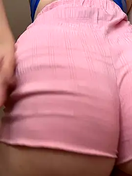 Juuice online show from September 25, 2025, 7:14 am