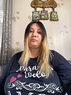 Olivialili online show from March 13, 2025, 12:24 pm