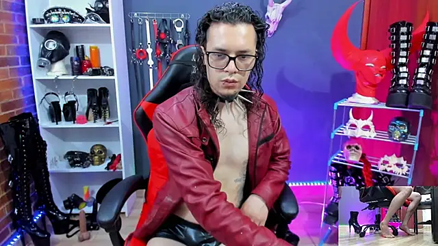 Snapshot of daven56 chatting on February 13, 2026, 1:55 pm daven56 online show from February 13, 2026, 1:55 pm