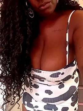 Snapshot of sereianegra8 chatting on October 20, 2025, 6:08 pm sereianegra8 online show from October 20, 2025, 6:08 pm