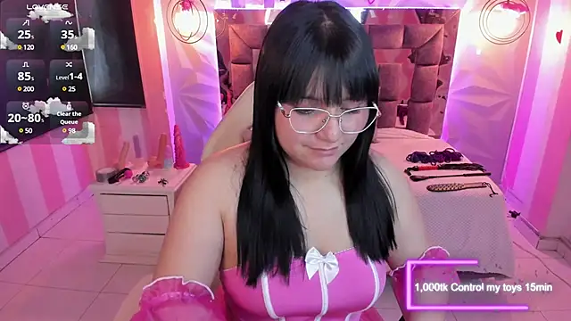 catha cat online show from February 12, 2025, 7:13 pm
