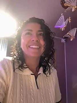 Snapshot of Amareto_ chatting on October 16, 2025, 11:07 am Amareto  online show from October 16, 2025, 11:07 am