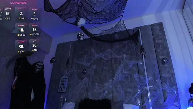 Snapshot of Amareto_ chatting on October 31, 2025, 11:18 am Amareto  online show from October 31, 2025, 11:18 am