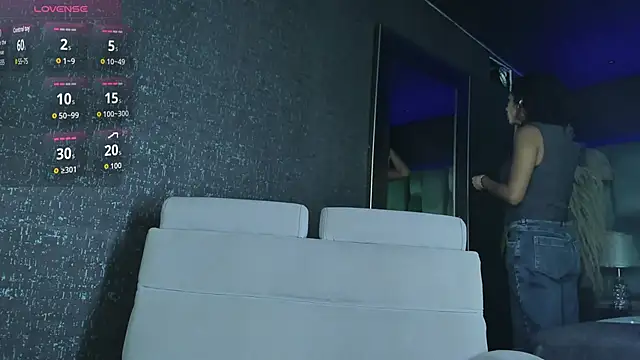 Snapshot of Amareto_ chatting on October 1, 2025, 10:41 am Amareto  online show from October 1, 2025, 10:41 am