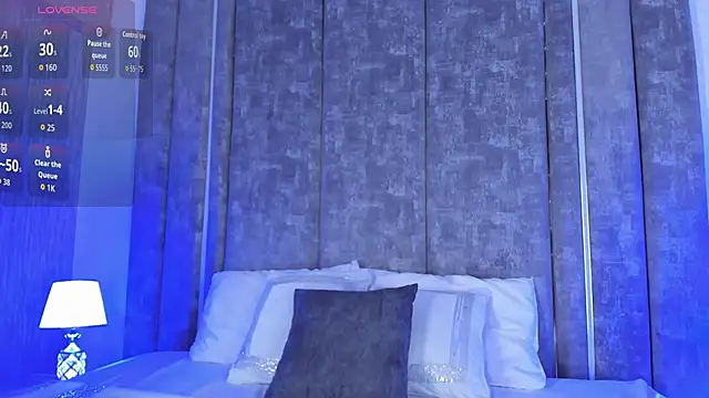 Snapshot of Amareto_ chatting on October 20, 2025, 11:00 am Amareto  online show from October 20, 2025, 11:00 am