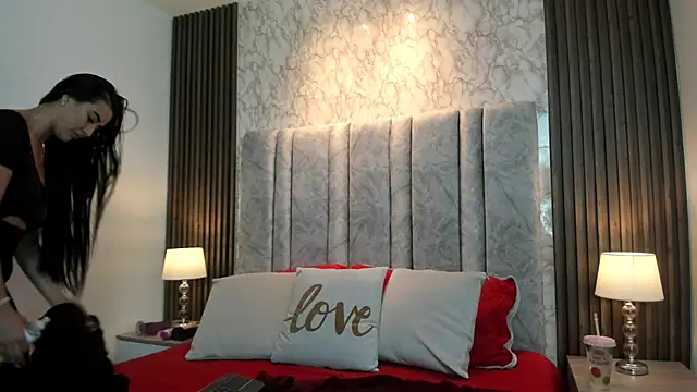 Candy  sweetx online show from February 2, 2025, 12:57 pm