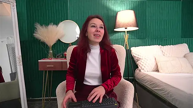 HaileyMoonn online show from January 14, 2026, 5:11 am