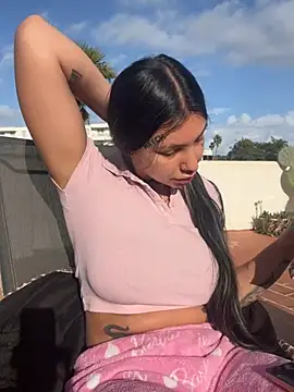 sexynalaa online show from December 23, 2024, 1:45 pm