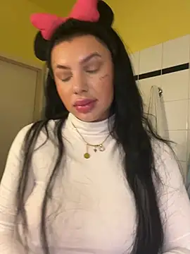 sexynalaa online show from February 23, 2025, 6:01 pm