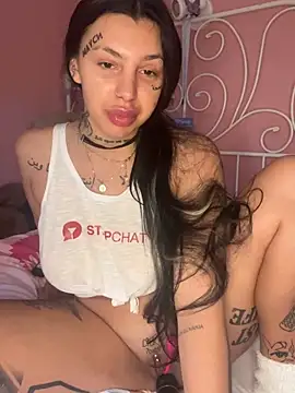 sexynalaa online show from December 27, 2024, 1:39 pm