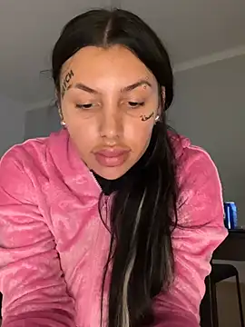 sexynalaa online show from January 5, 2025, 4:59 pm
