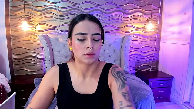 Andreita Jones online show from November 11, 2025, 11:49 am