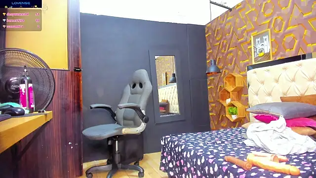 Snapshot of deyy_madissonn chatting on January 26, 2025, 2:24 am deyy madissonn online show from January 26, 2025, 2:24 am