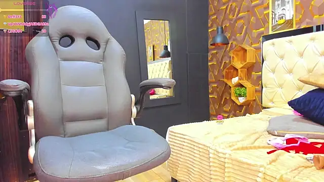 Snapshot of deyy_madissonn chatting on January 5, 2025, 1:45 am deyy madissonn online show from January 5, 2025, 1:45 am