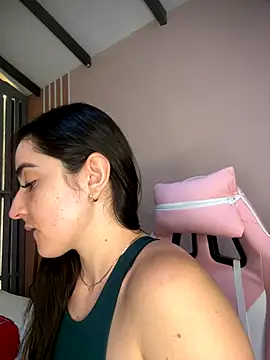 Snapshot of Victoria-And1 chatting on September 23, 2025, 1:01 am Victoria-And1 online show from September 23, 2025, 1:01 am