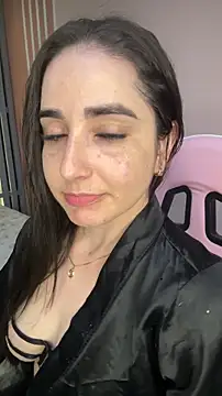 Snapshot of Victoria-And1 chatting on October 28, 2025, 1:50 am Victoria-And1 online show from October 28, 2025, 1:50 am