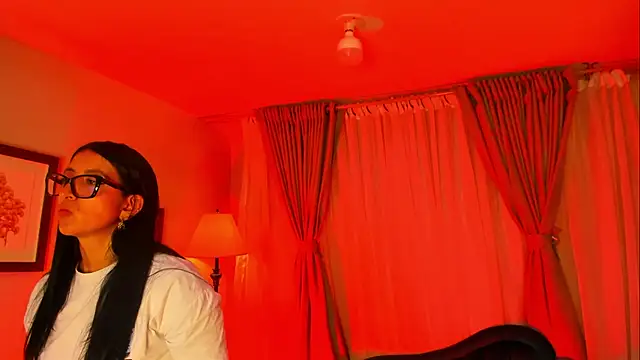 Snapshot of kira_moon__ chatting on September 26, 2025, 9:10 pm kira moon   online show from September 26, 2025, 9:10 pm