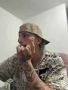 Snapshot of Scott_sex7 chatting on February 24, 2026, 12:33 am Scott sex7 online show from February 24, 2026, 12:33 am