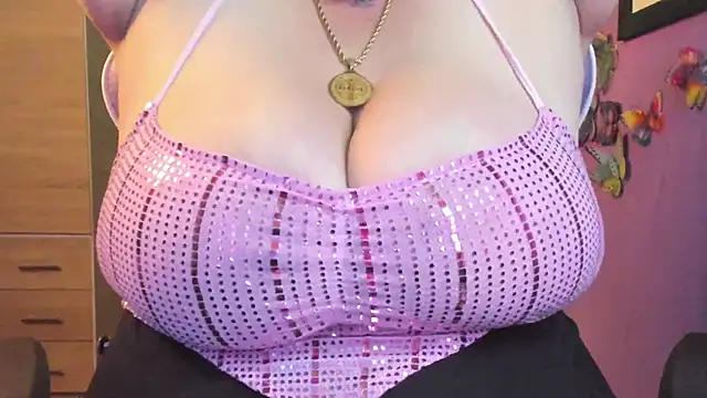 Snapshot of MIILLA_1 chatting on September 9, 2025, 9:13 pm MIILLA 1 online show from September 9, 2025, 9:13 pm