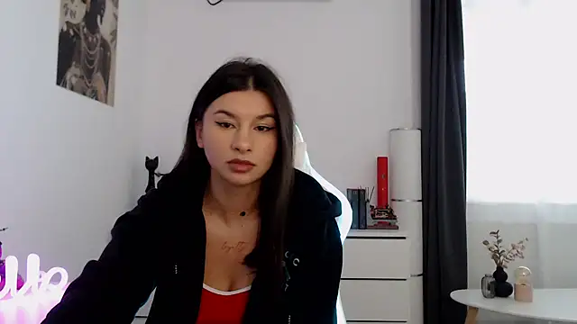 Snapshot of Simply_the_best chatting on September 29, 2025, 2:23 pm Simply the best online show from September 29, 2025, 2:23 pm