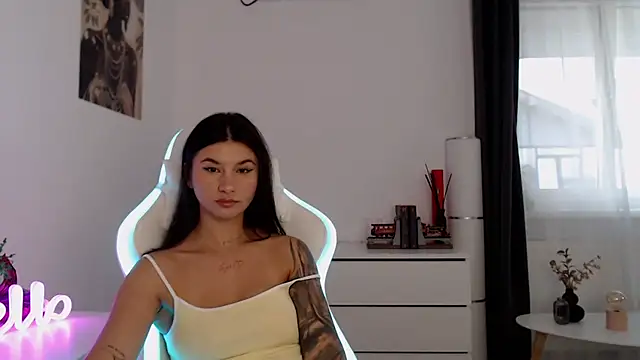 Snapshot of Simply_the_best chatting on September 23, 2025, 4:14 pm Simply the best online show from September 23, 2025, 4:14 pm