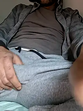 Snapshot of molozeb chatting on November 20, 2025, 6:03 am molozeb online show from November 20, 2025, 6:03 am