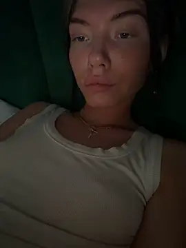 Lisaaa Alisa online show from April 9, 2026, 6:58 pm