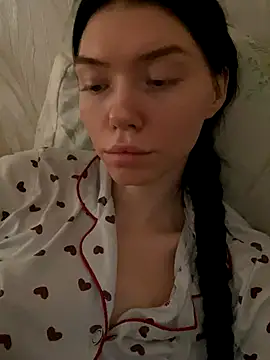 Lisaaa Alisa online show from October 3, 2025, 4:47 am