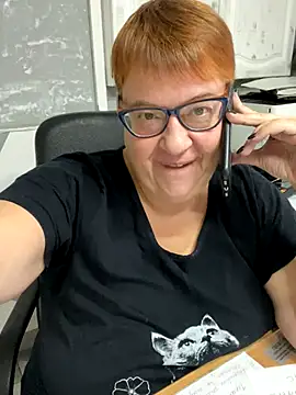 Klio5678 online show from December 2, 2025, 8:43 pm