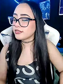 Snapshot of Janna_mnt chatting on October 14, 2025, 3:18 am Janna mnt online show from October 14, 2025, 3:18 am