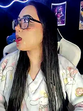 Snapshot of Janna_mnt chatting on October 7, 2025, 2:56 am Janna mnt online show from October 7, 2025, 2:56 am