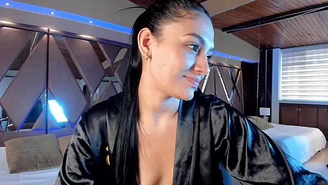 carina rossi online show from February 18, 2025, 6:47 pm