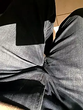 Snapshot of Lorent6969 chatting on December 18, 2025, 1:15 pm Lorent6969 online show from December 18, 2025, 1:15 pm