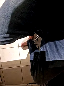 Snapshot of Lorent6969 chatting on October 18, 2025, 4:14 am Lorent6969 online show from October 18, 2025, 4:14 am