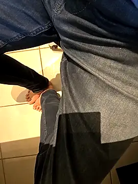 Snapshot of Lorent6969 chatting on November 10, 2025, 11:59 am Lorent6969 online show from November 10, 2025, 11:59 am