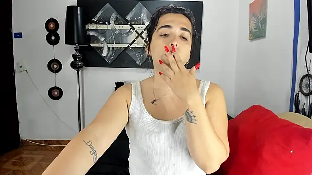 SARAMISHA online show from September 30, 2025, 11:11 pm