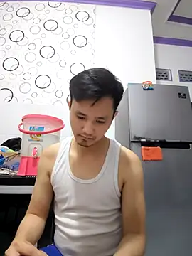 Snapshot of andi888999 chatting on November 15, 2025, 5:28 pm andi888999 online show from November 15, 2025, 5:28 pm