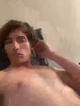 Snapshot of HeyDaddy92 chatting on October 19, 2025, 3:37 pm HeyDaddy92 online show from October 19, 2025, 3:37 pm