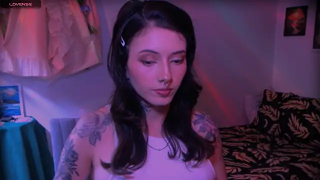 LiliJones  online show from March 24, 2026, 4:51 pm