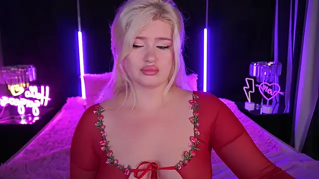 Snapshot of CocoSecretss chatting on October 10, 2025, 6:25 am CocoSecretss online show from October 10, 2025, 6:25 am