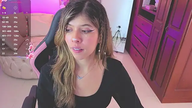 Snapshot of NATAASHA___ chatting on October 1, 2025, 3:00 am NATAASHA    online show from October 1, 2025, 3:00 am